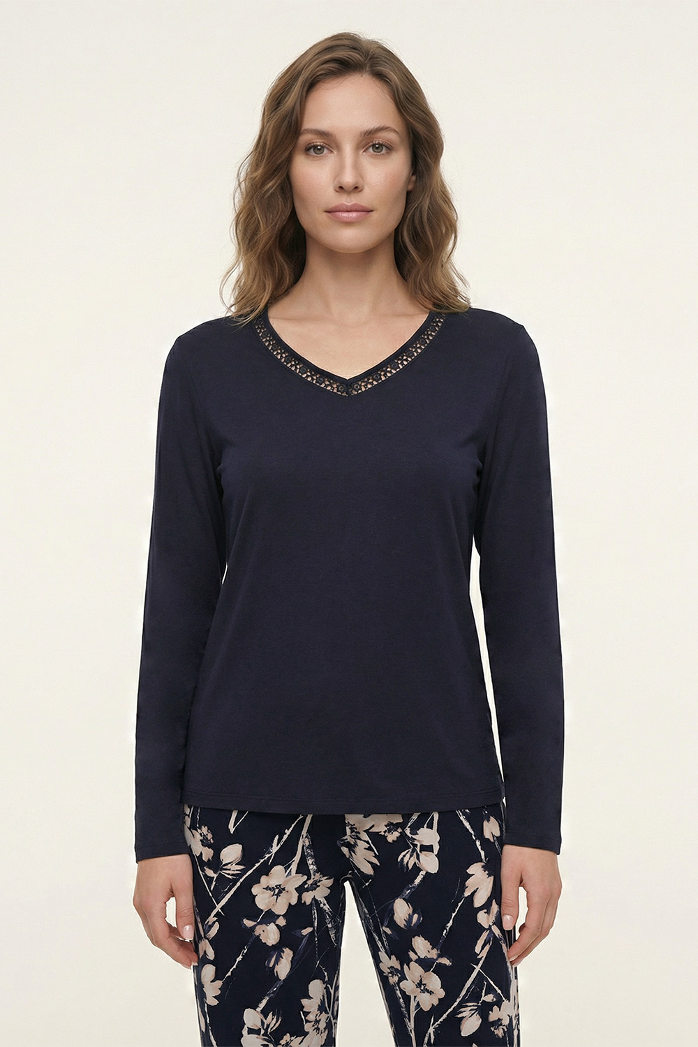 Vivisence Damen Pyjama Modal Baumwolle Langarm V Ausschnitt Bequem Atmungsaktiv, dunkelblau