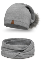 Vivisence Bonnet Pour Femme Et Cache Cou L'Automne et L'Hiver Avec Pompon Tricoté En Acrylique Ensemble Élégant  Écologique Idéal Avec Patch En Cuir Taille Universelle 70105Kmpl, noir