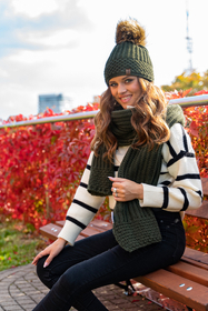 Vivisence Bonnet À Pompon Femme Chaud Et Confortable Pour Les Journées Froides 7016, vert