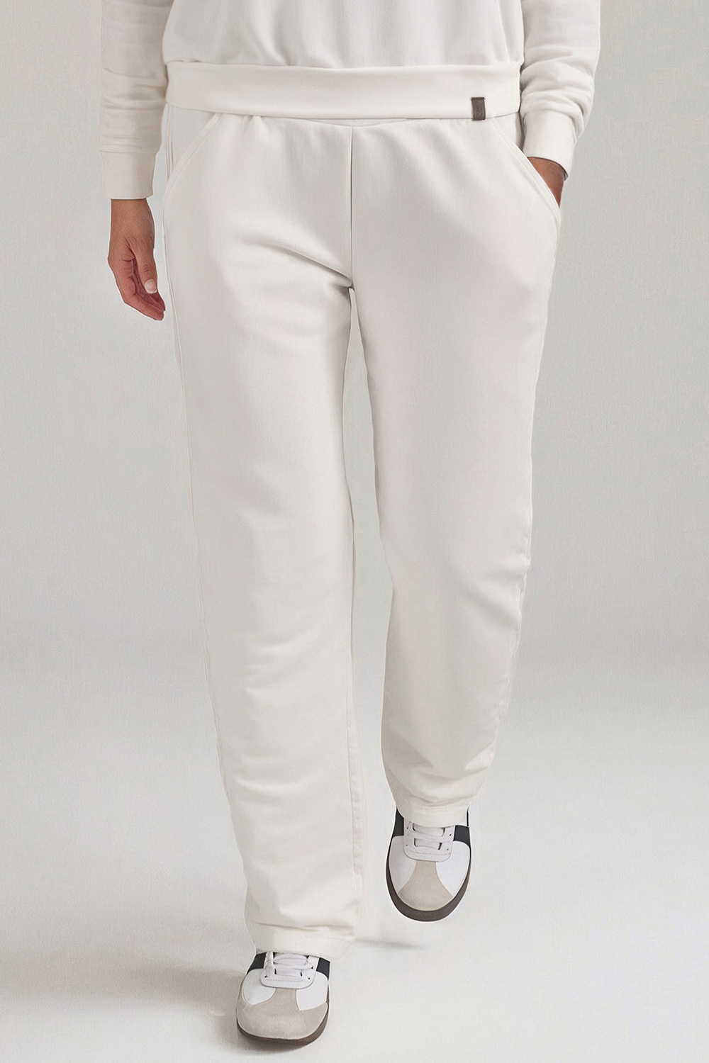 Vivisence Women's Sweatpants Wide Leg Lounge Relaxed Fit High Waist Knit Trousers With Elastic Waistband And Side Pockets Ideal For Casual Everyday Or Homewear Looks 9102, White