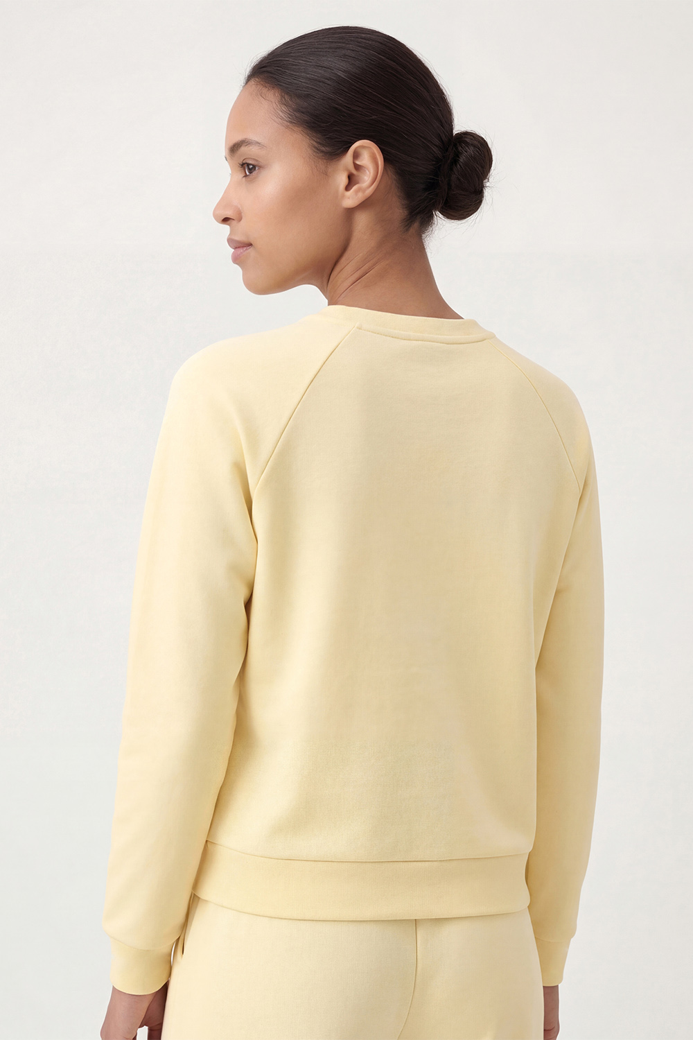 Vivisence Femme Sweat Col Rond Maille Douce Confort Toute La Journée, banane