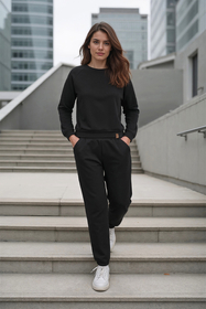 Vivisence Women's Tracksuit Two Piece Lounge Set With Classic Sweatshirt And Tapered Joggers Featuring Elastic Waist Ribbed Cuffs And Side Pockets For Everyday Comfort 9204kmpl,