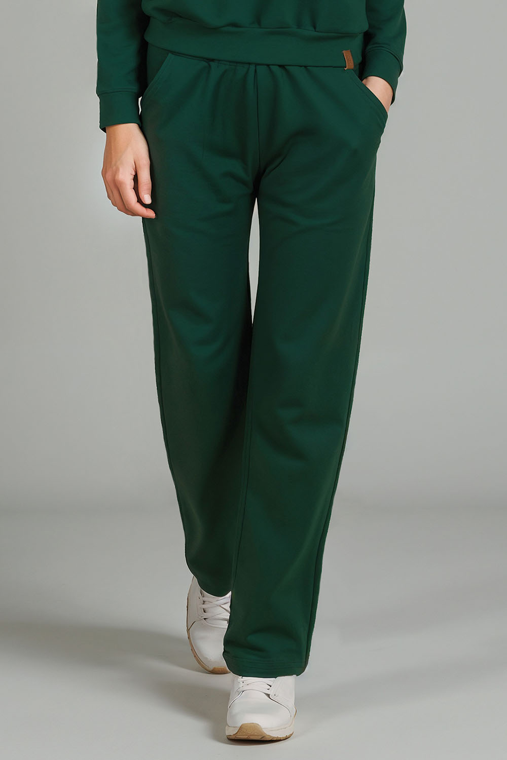 Vivisence Jogginghose Damen Bequeme Mit Weitem Bein Elastischem Bund Und Seitentaschen Aus Hochwertigem Strickstoff Perfekt Für Freizeit Sport Yoga Entspannte Alltagslooks 9102, Grün