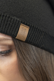 Vivisence Modisches Damen-Set aus Mütze Mit Umweltfreundlichem Pompon und Doppelt Gefaltetem Strickstoff Sowie Passendem Loop-Schal Ideal für Kalte Wintertage, Schwarz