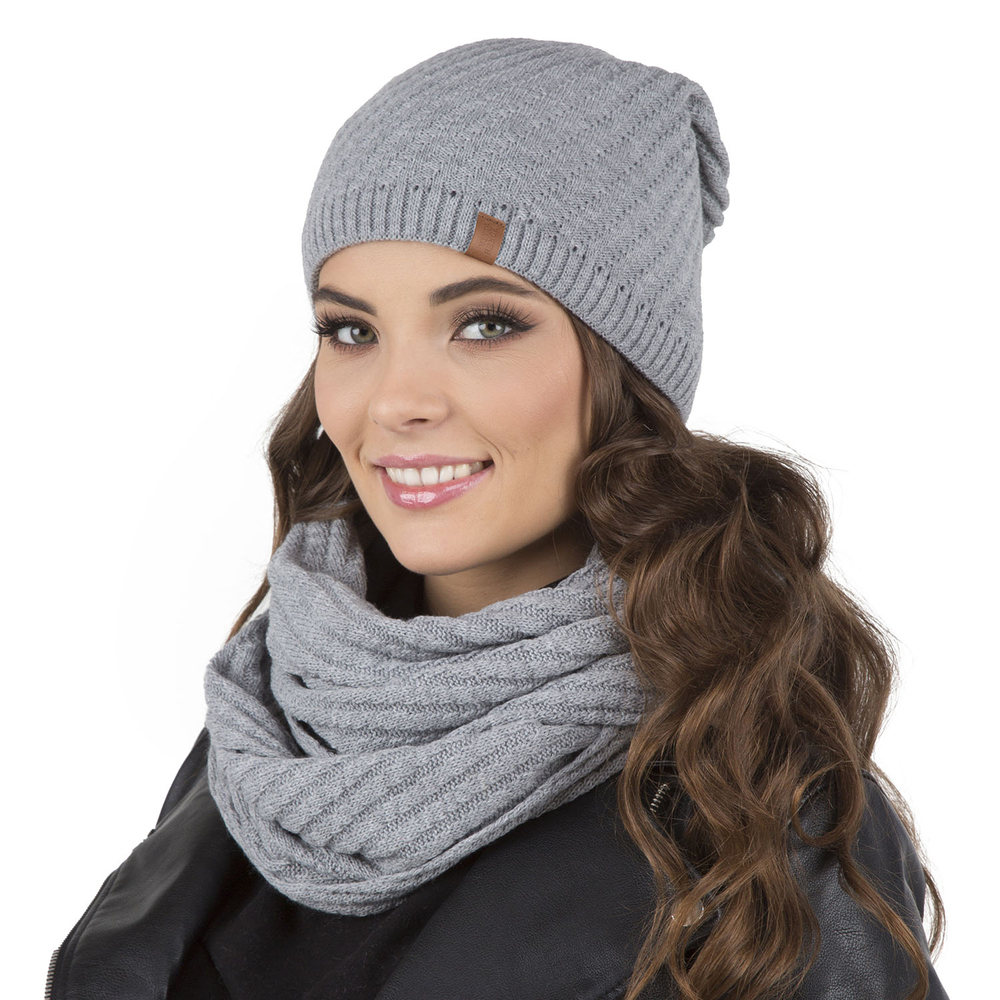 Vivisence Bonnet Et Cache Cou Femme Pour L'automne et L'hiver Ensemble Chaud Et Élégant Tricoté Avec Pompon Fourrure Doux Et Confortable Pour Activités Quotidiennes Et Plein Air 7017Kmpl, gris clair