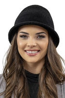 Vivisence Women's Winter Hat Classic Warm Yarn Everyday Look Gift Idea 7044, black