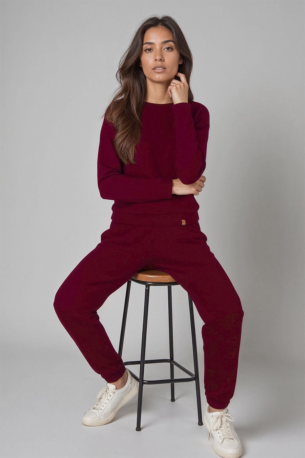 Vivisence Women Crewneck Sweatshirt Soft Knit Pullover Everyday Comfort, maroon