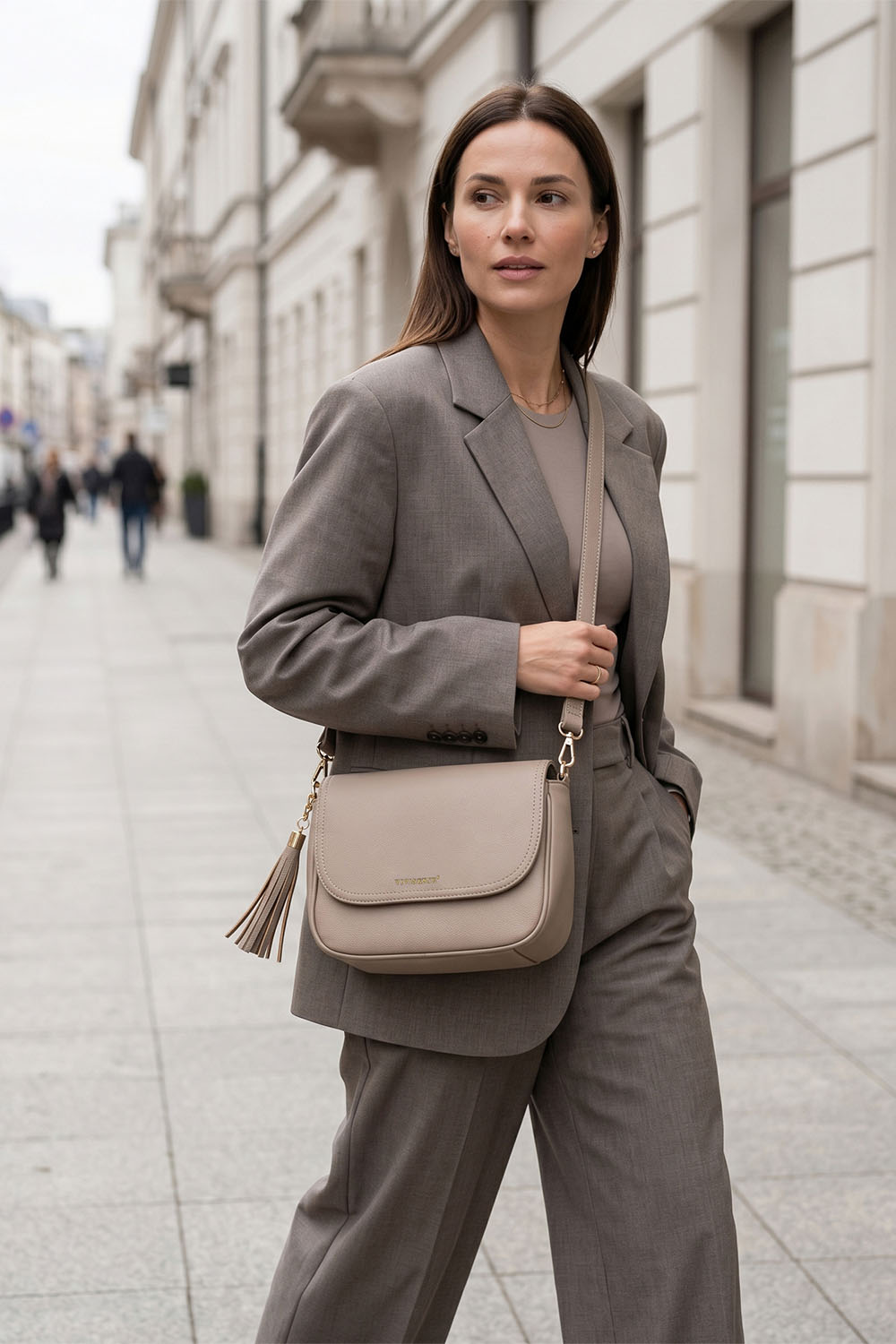 Vivisence Damen Umhängetasche Verstellbarer Gurt Ordnung Fächern Kompakte Größe, Beige