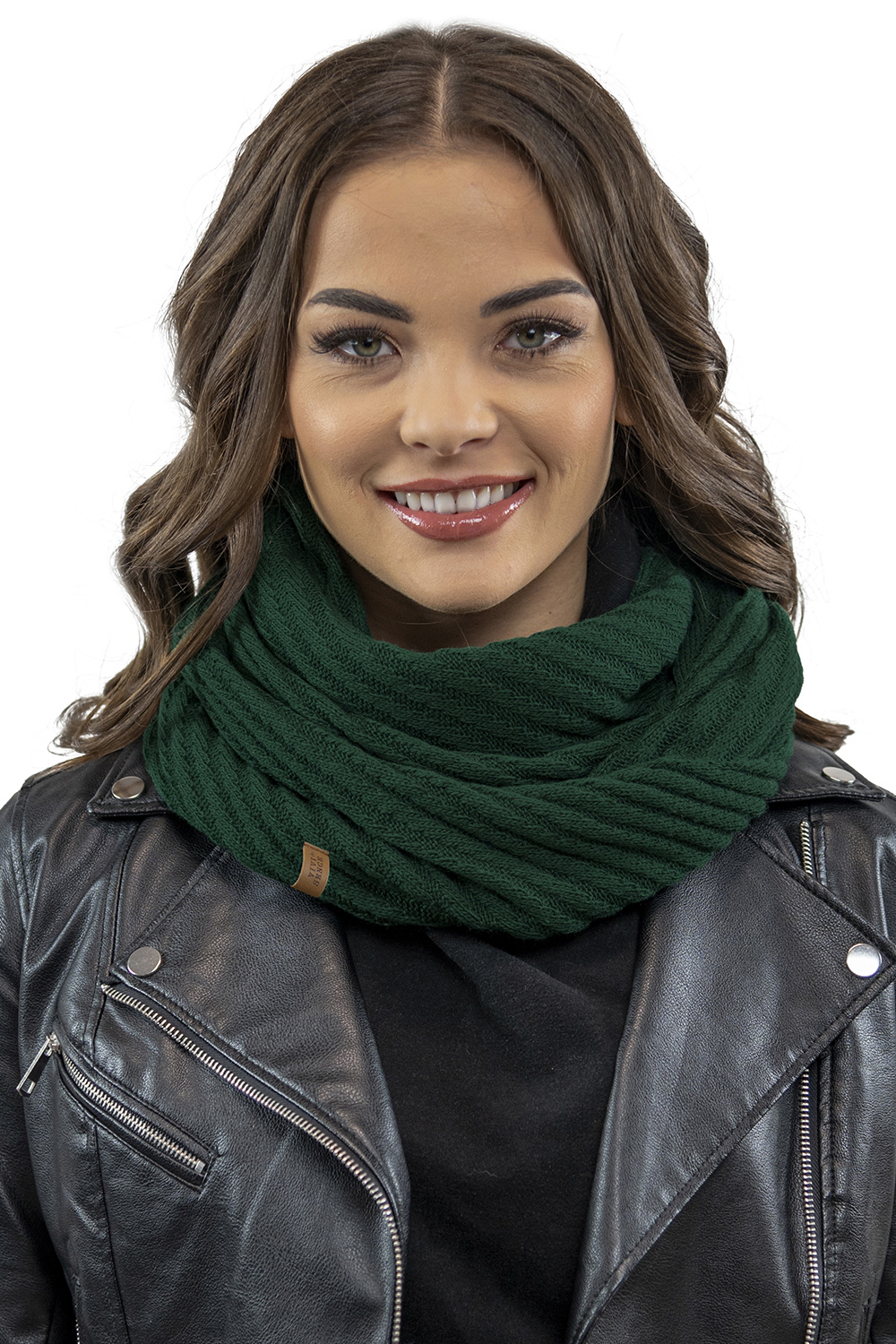 Vivisence Stylish Women's Winter Set Including Warm Knitted Hat And Matching Snood Scarf Made From Soft And Warm Fabric For Maximum Comfort Ideal For Cold Winter And Autumn Weather, green