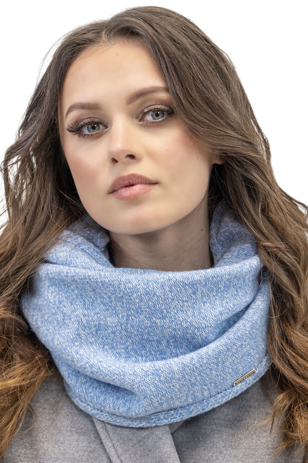 Vivisence Women's Loop Scarf Winter Fashionable Cozy Warm Yarn For Cold Days 7108, light blue melange