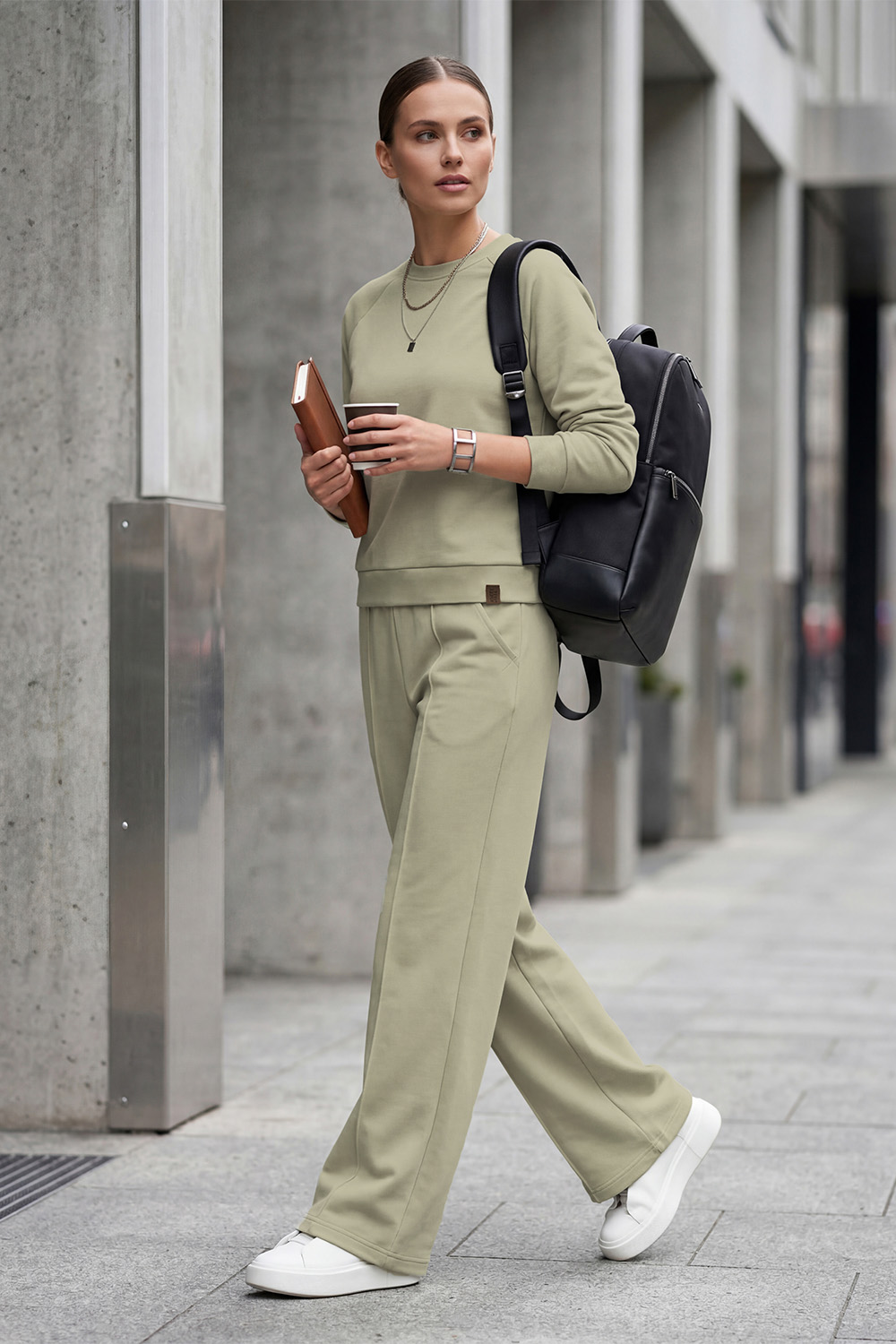 Vivisence Femme Pantalon De Survêtement Pli Devant Taille Élastique Confort, olive