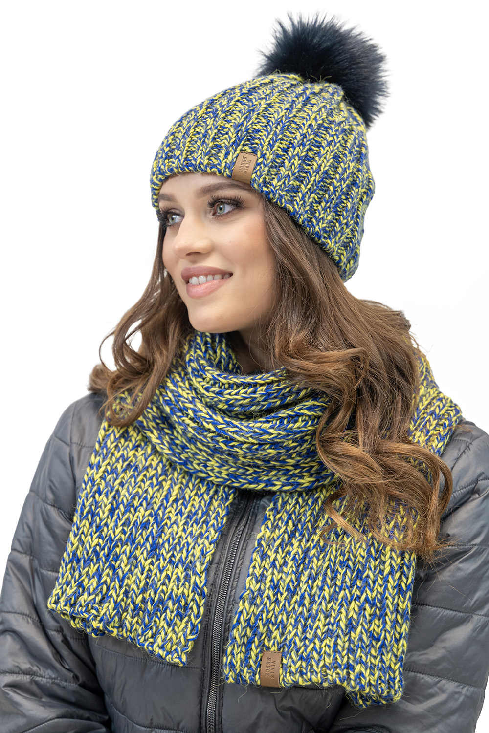 Vivisence Bonnet Et Écharpe Pour Femme L'Automne Et L'Hiver Tricoté Avec Un Gros Pompon Et Une Longue Chaude En Fil Épais Doublé De Polaire Douce Pour Les Froides Journées D'Hiver 7086Kmpl, jaune