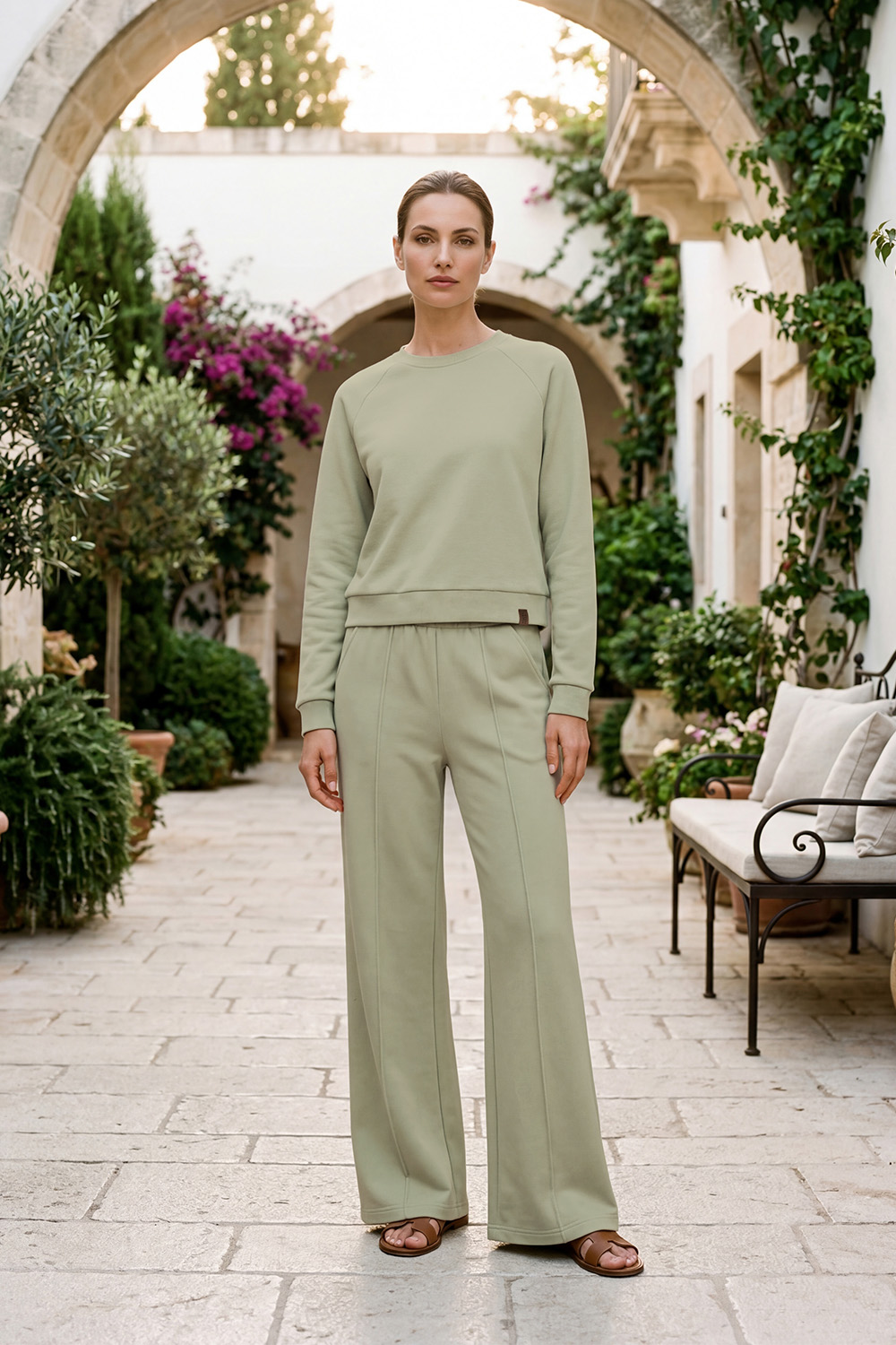Vivisence Femme Ensemble de Survêtement Sweat Et Pantalon Tissu Extensible Confort Quotidien, olive