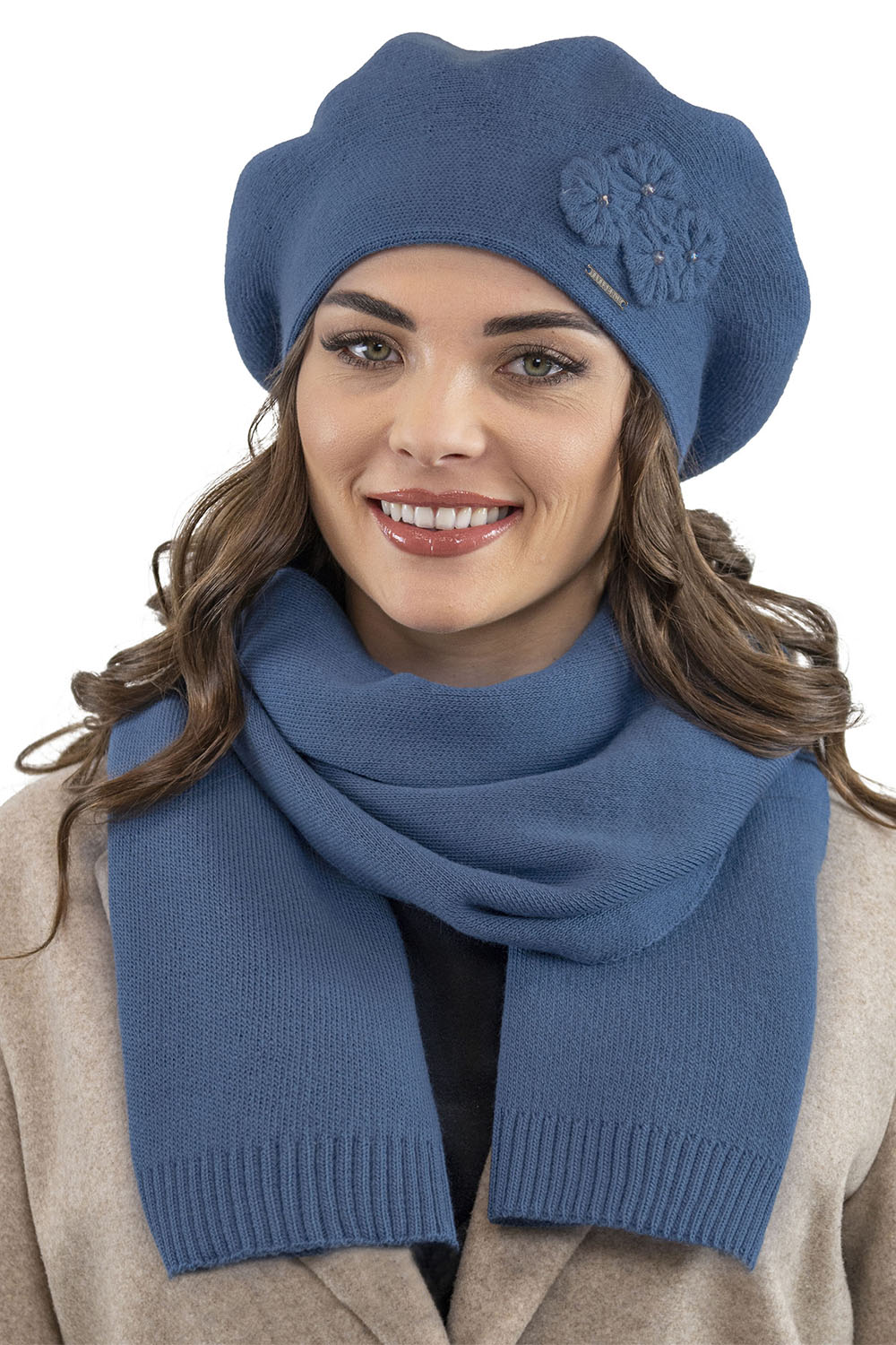 Vivisence Femme Le Béret Pour l'Automne et l'Hiver Élégant Style Classique Ajustement Parfait Orné d'Une Application Florale Mélange Chaud de Laine Idéal pour et Cadeau Élégant 7006, Bleu