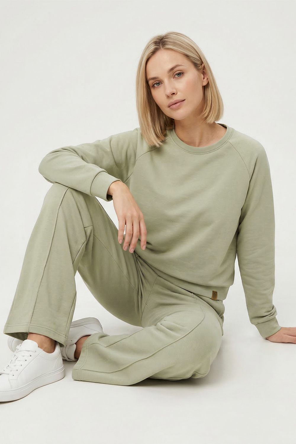 Vivisence Women’s Pull On Trousers, Soft Knit Smart Casual Trousers with Front Crease, Flared Leg and Side Pockets, olive