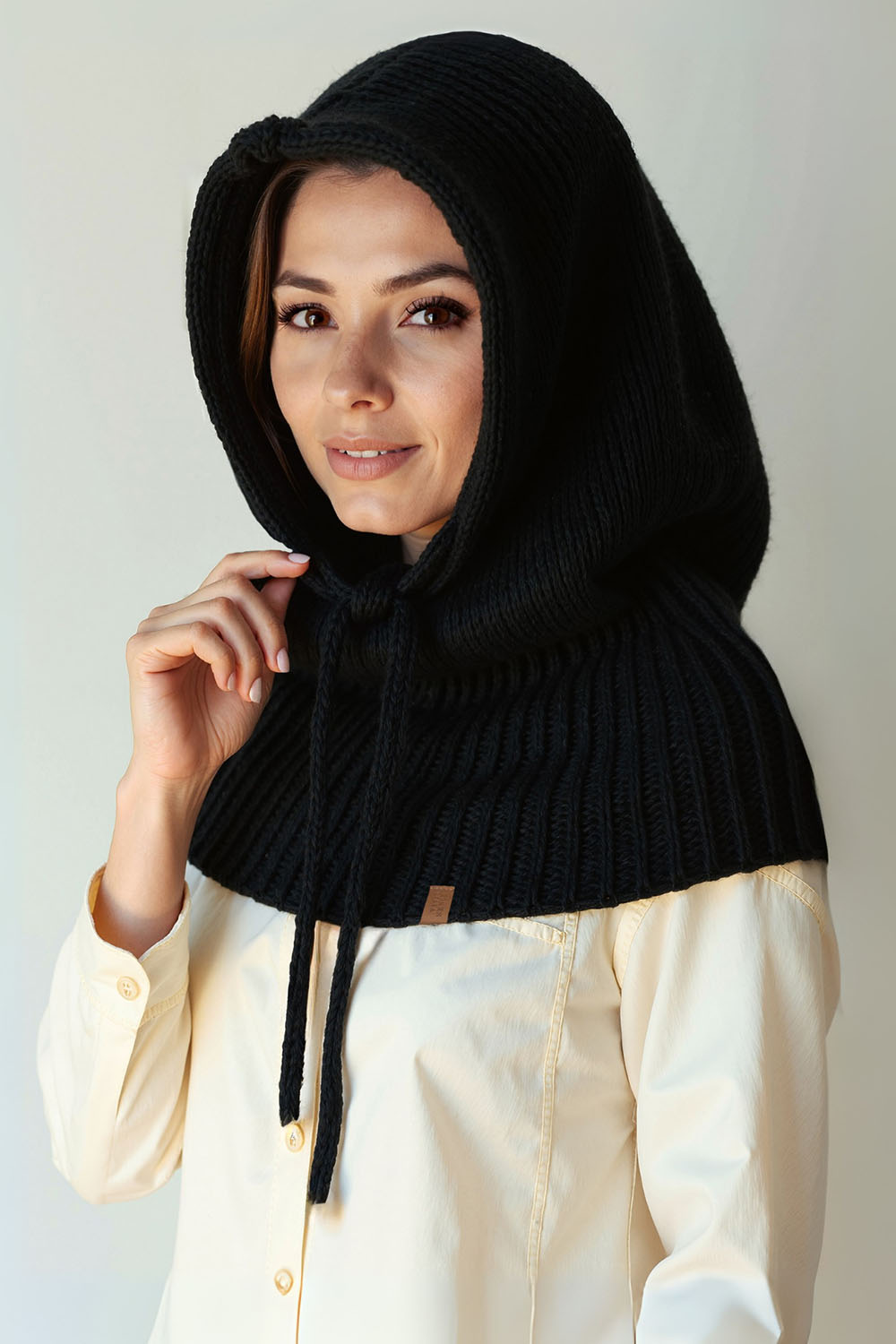 Vivisence Damen Schalkapuze Weiche Merinowolle Mit Kordelzug Wärmt Im Alltag, Schwarz