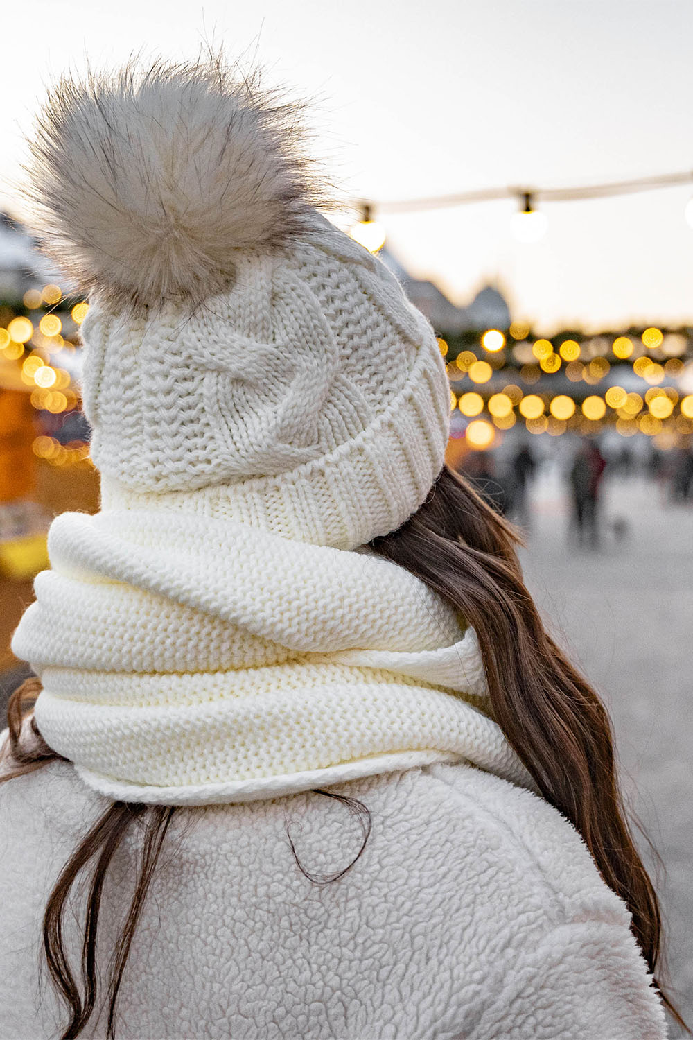 Vivisence Winter Hat With Pom Pom For Women Warm Ideal For Cold Days 7014, ecru