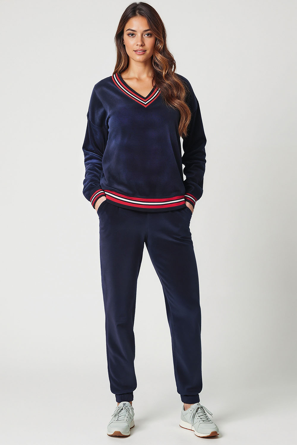 Vivisence Damen Trainingsanzug Set Velour Mit Taschen Für Komfort Beim Freizeitlook 9201, dunkelblau