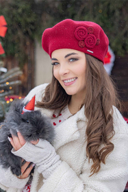 Vivisence Wool Beret For Women Protection Against Cold For Chilly Days 7037, maroon