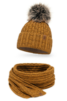 Vivisence Femme Bonnet Et Écharpe Pour l'Automne et l'Hiver À Pompon Chauds Doublés De Polaire Anti-Statique Idéal Pour Les Hommes Élégants Parfait Pour Froides Journées 7015Kmpl, jaune foncé