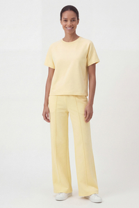 Vivisence Women’s 2 Piece Lounge Set, Short Sleeve T Shirt and Flared Trousers with Pockets, Soft Stretch Co Ord Set, banana