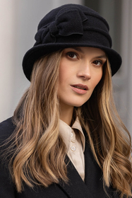 Vivisence Women's Winter Hat Virgin Wool Autumn Perfect Fit 7078, Black