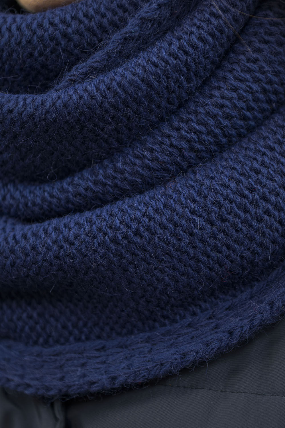 Vivisence Knitted Loop Scarf Double Folded Warm Ideal For Winter 7103, dark blue