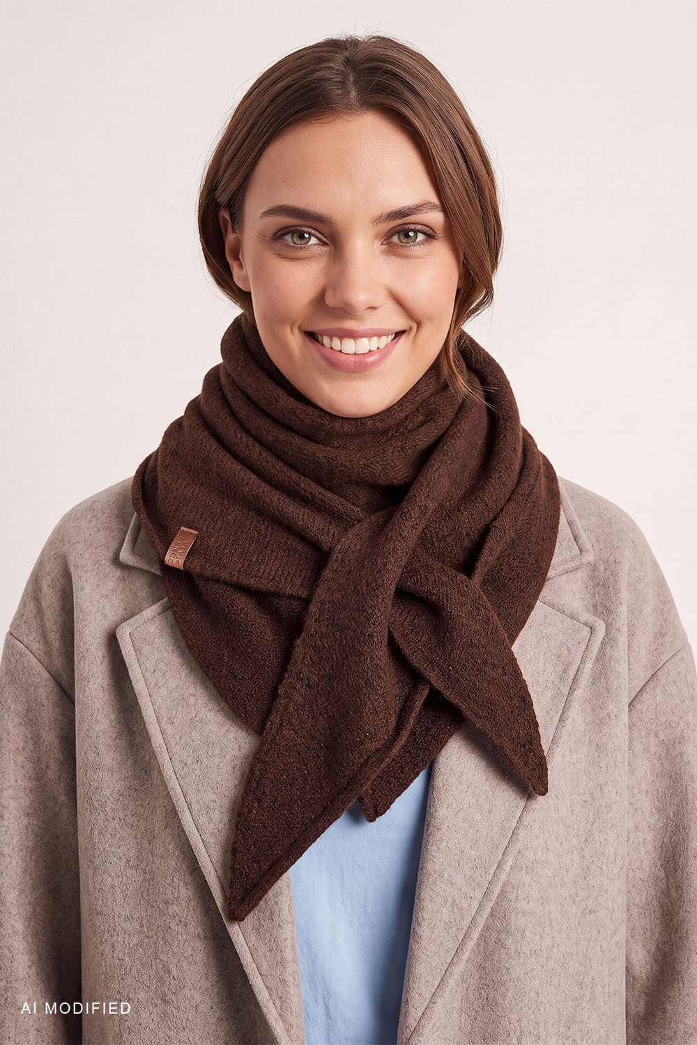Vivisence Women's triangular knitted scarf easy to style, brown