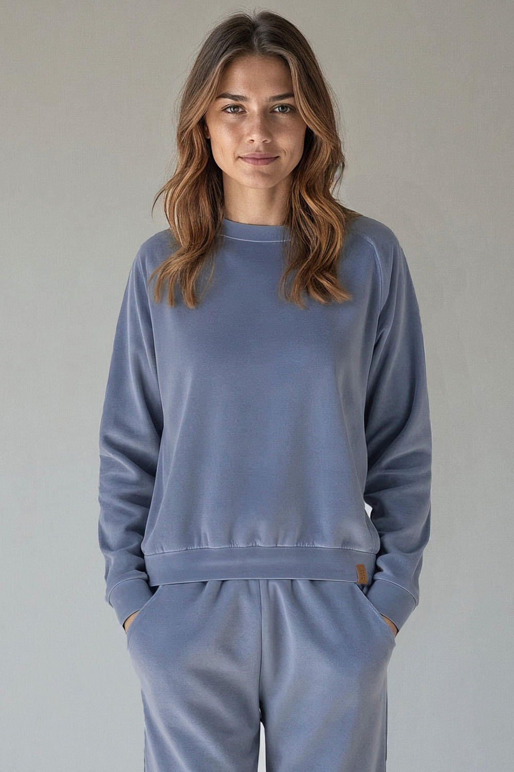 Vivisence Damen Sportbluse Sweatshirt Mit Rundhalsausschnitt Aus Velourstrick Mit Strickbündchen Und Langem Arm Lockerer Schnitt Für Freizeit Fitness Und Alltag 9005, Blau