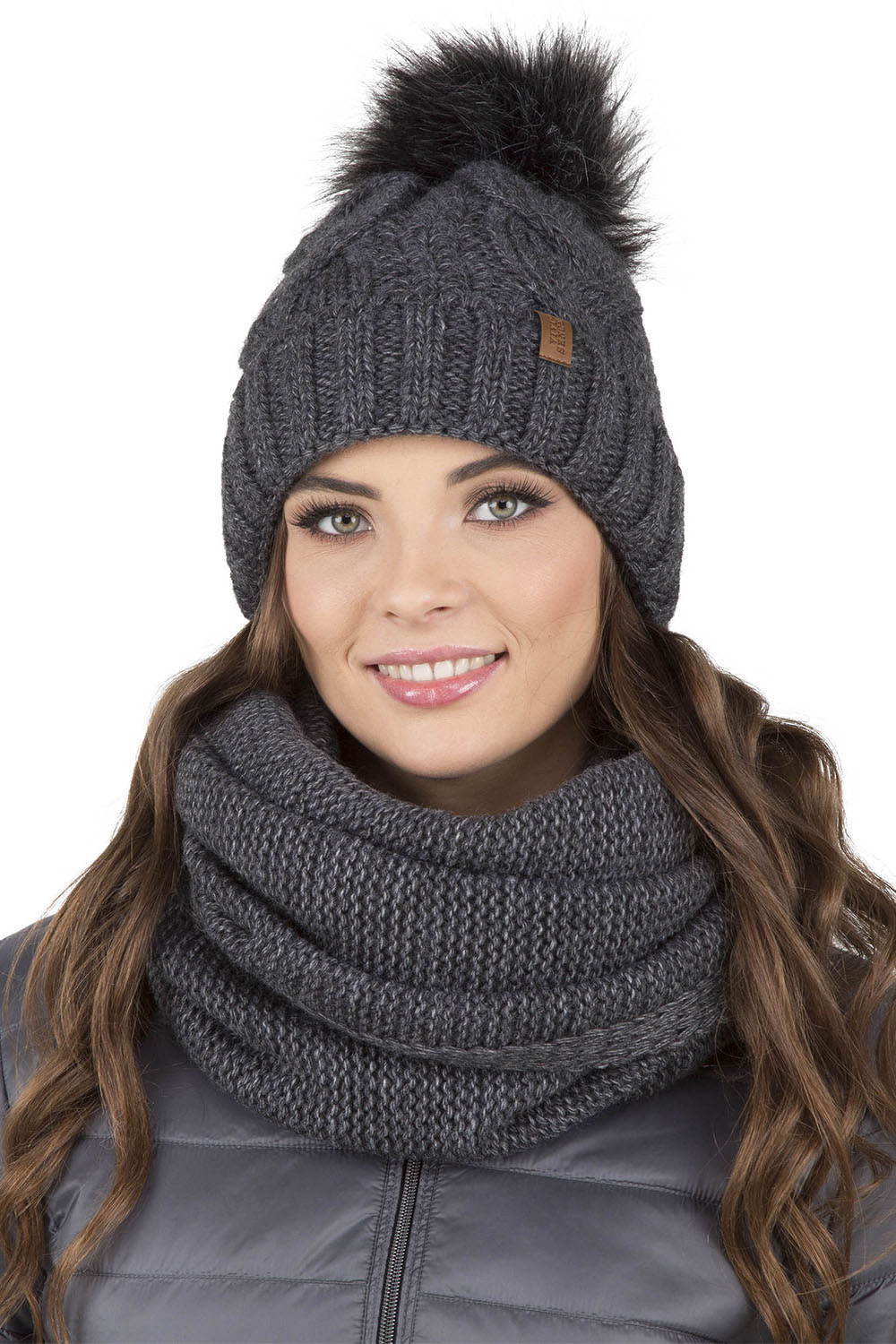 Vivisence Bonnet Femme Et Écharpe Pour L'automne et L'hiver À Pompon Cache-cou Ensemble Classique En Fils Chauds Avec Doublure En Polaire Parfait Pour Les Journées Froides 7014, gris foncé