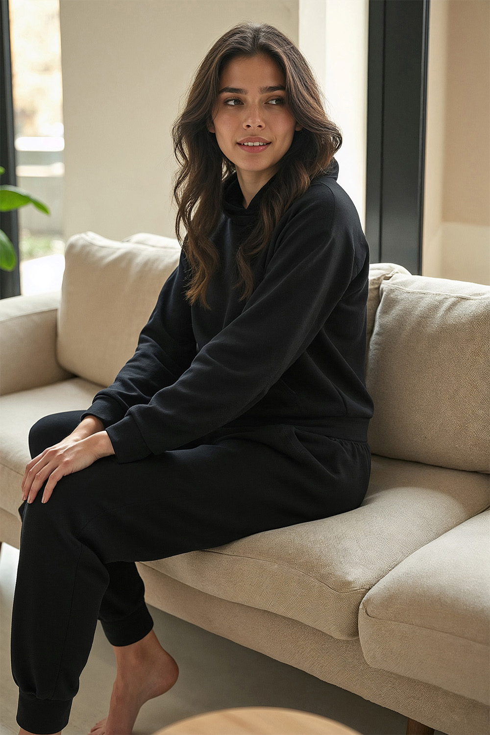 Vivisence Sweatshirt Baumwolle Lockerer Schnitt mit Kapuze Komfort Für Freizeit 9003, schwarz