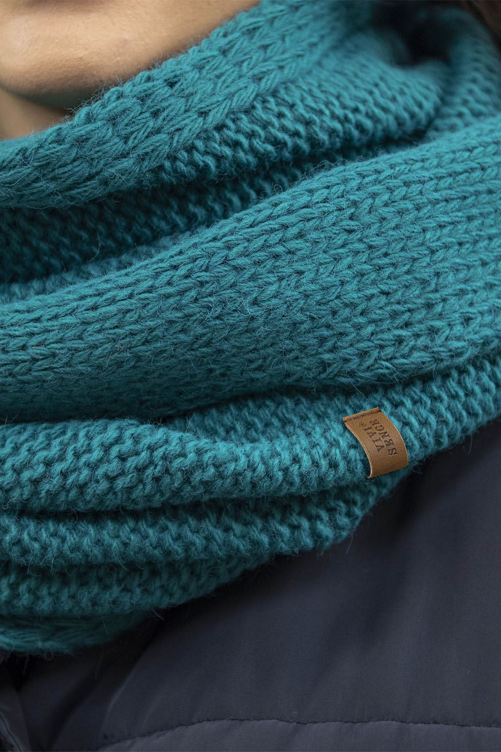 Vivisence Knitted Loop Scarf Double Folded Warm Ideal For Winter 7103, dark turquise