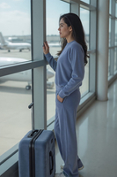 Vivisence Women's Velour Tracksuit Set Two Piece Loungewear Outfit With Classic Sweatshirt And Wide Leg Trousers Soft Cotton With Pockets And Elastic Waistband, Blue