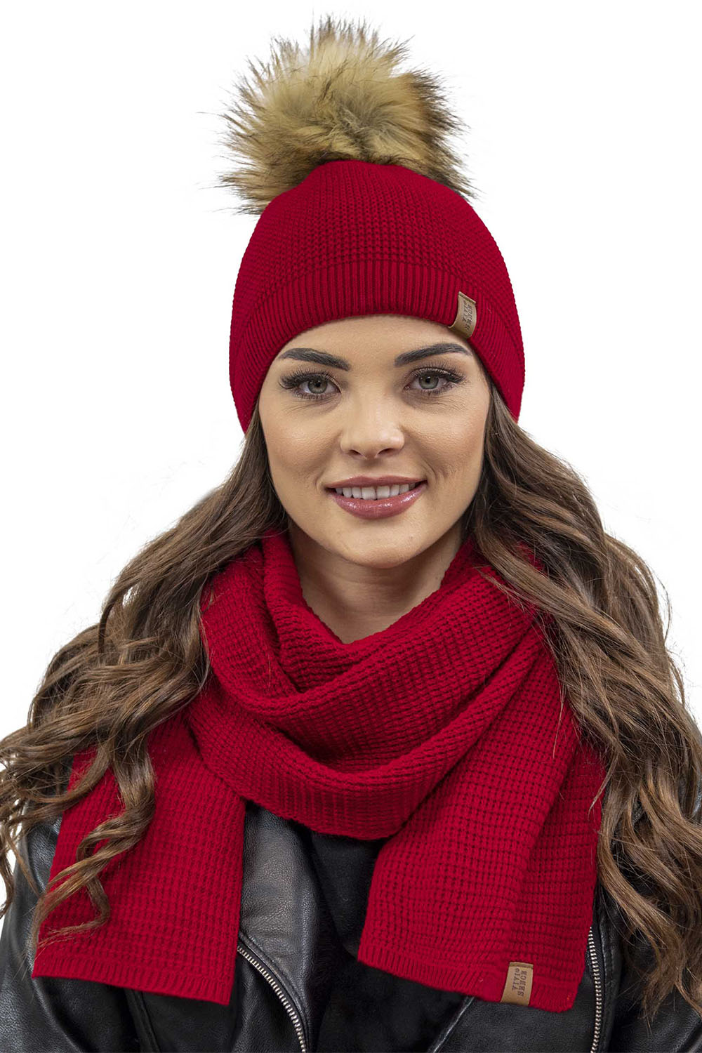 Vivisence Women's Pom Pom Winter Hat Warm Yarn Antistatic 7041, red