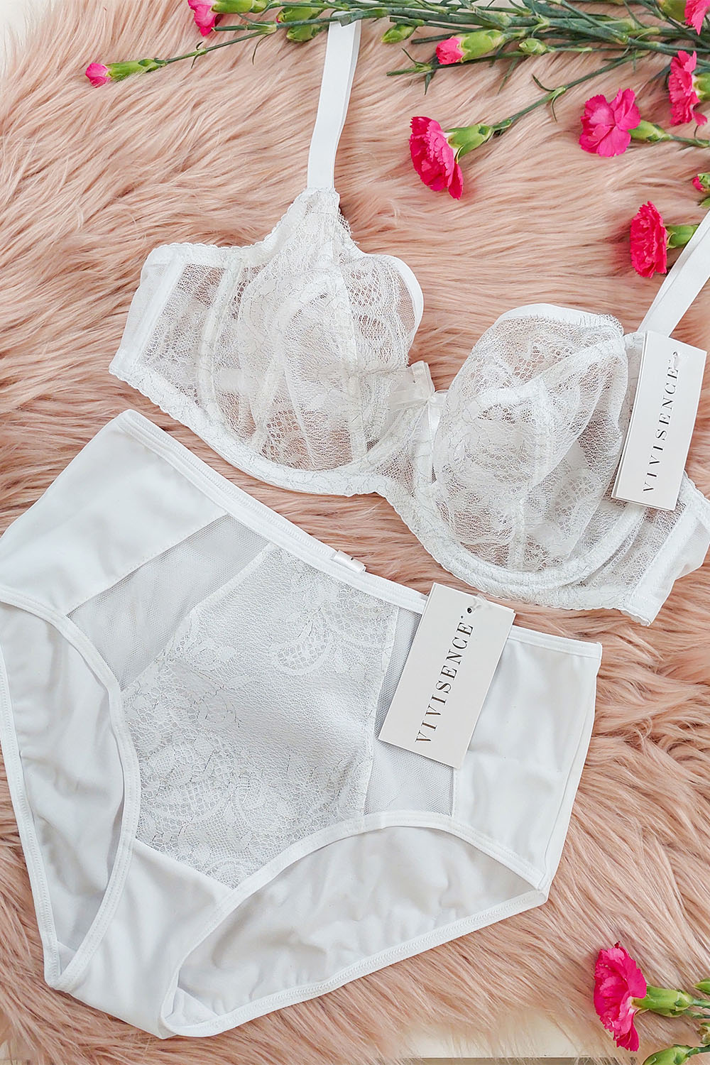 Vivisence Cullote Slip Classique Taille Haute En Microfibre Et Dentelle Confortable Élégant Avec Inserts Délicats Parfait Pour Un Ensemble Et Raffiné 1004W, blanc