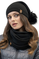 Vivisence Bonnet Pour Femme Et Cache Cou L'Automne et L'Hiver Avec Pompon Tricoté En Acrylique Ensemble Élégant  Écologique Idéal Avec Patch En Cuir Taille Universelle 70105Kmpl, noir