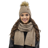 Vivisence Elegant Women’s Winter Set Classic Style Hat with Pom-Pom and Matching Scarf Warm and Static-Free Fabric Perfect for Both Elegant and Sporty Outfits Great Gift Idea, beige