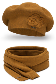 Vivisence Femme Béret Et Écharpe Pour l'Automne et l'Hiver Ensemble En Laine Avec Application Florale Style Classique Confortable Et Élégant Parfait Pour Lhiver Cadeau 7006Kmpl, miel