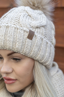 VIVISENCE Wintermütze mit Bommel Damen Warmes Ideal Für Kalte Wintertage 7014, hellbeige
