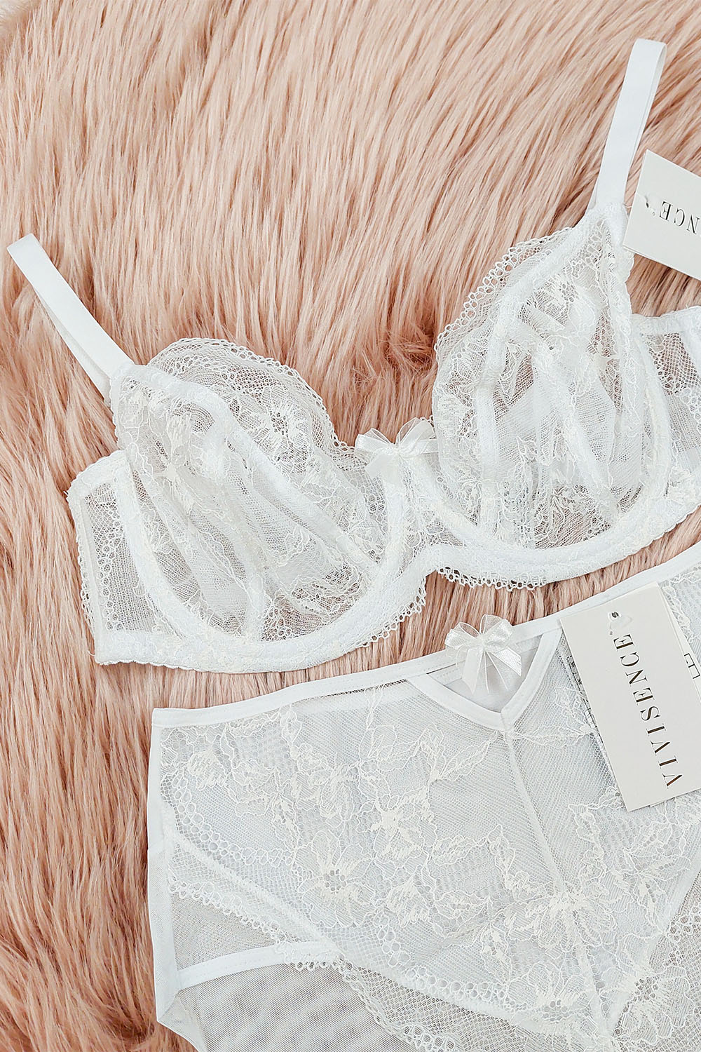 Vivisence Soft Bra Women Lace Underwire Adjustable Straps Shaping Support, white