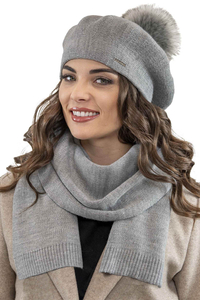Vivisence Damen Baskenmütze Schal Set Bommel Wolle Warm Elegant Winter 7035Kmpl, hellgrau