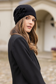 Vivisence Women's Elegant Warm Winter Hat Virgin Wool Hand Embroidered 7076, Black