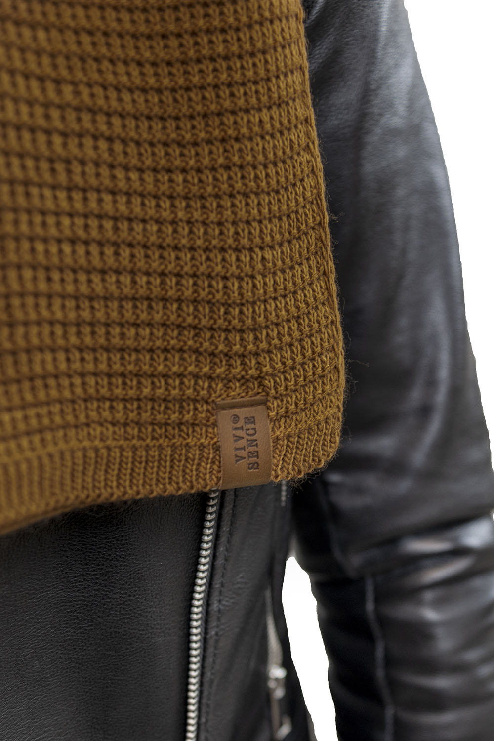 Vivisence Elegantes Damen Winter Set Aus Mütze Und Schal Mit Bommel Aus Warmem Garn Antistatische Eigenschaften Perfekte Passform Für Elegante Und Sportliche Outfits, braun