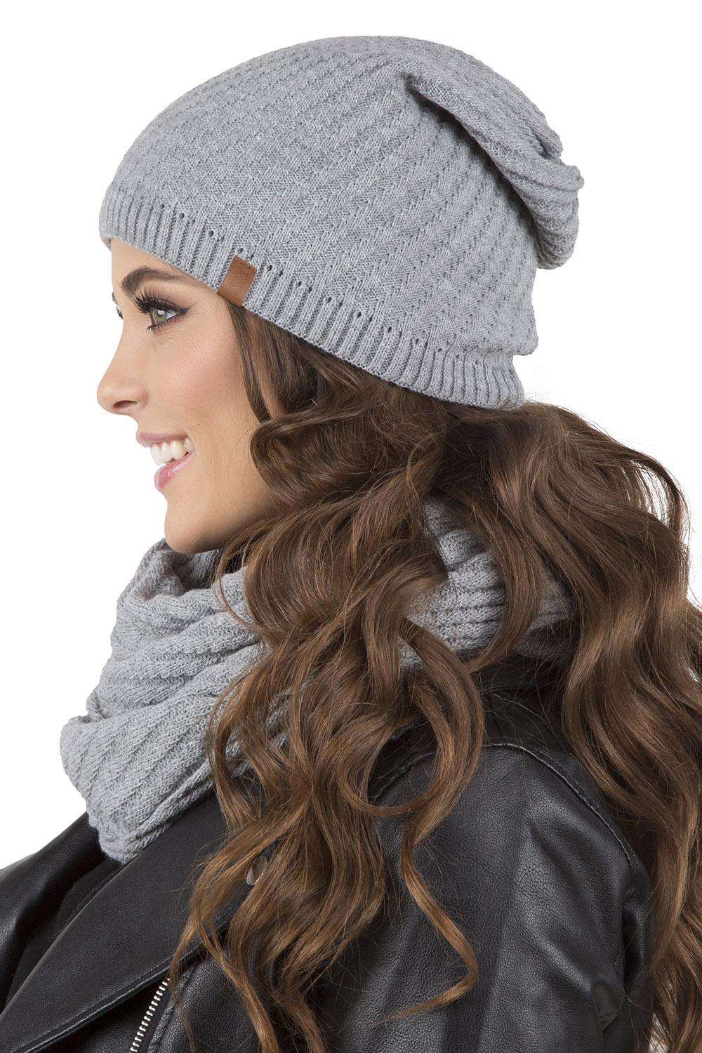 Vivisence Stylish Women's Winter Set Including Warm Knitted Hat And Matching Snood Scarf Made From Soft And Warm Fabric For Maximum Comfort Ideal For Cold Winter And Autumn Weather, light grey
