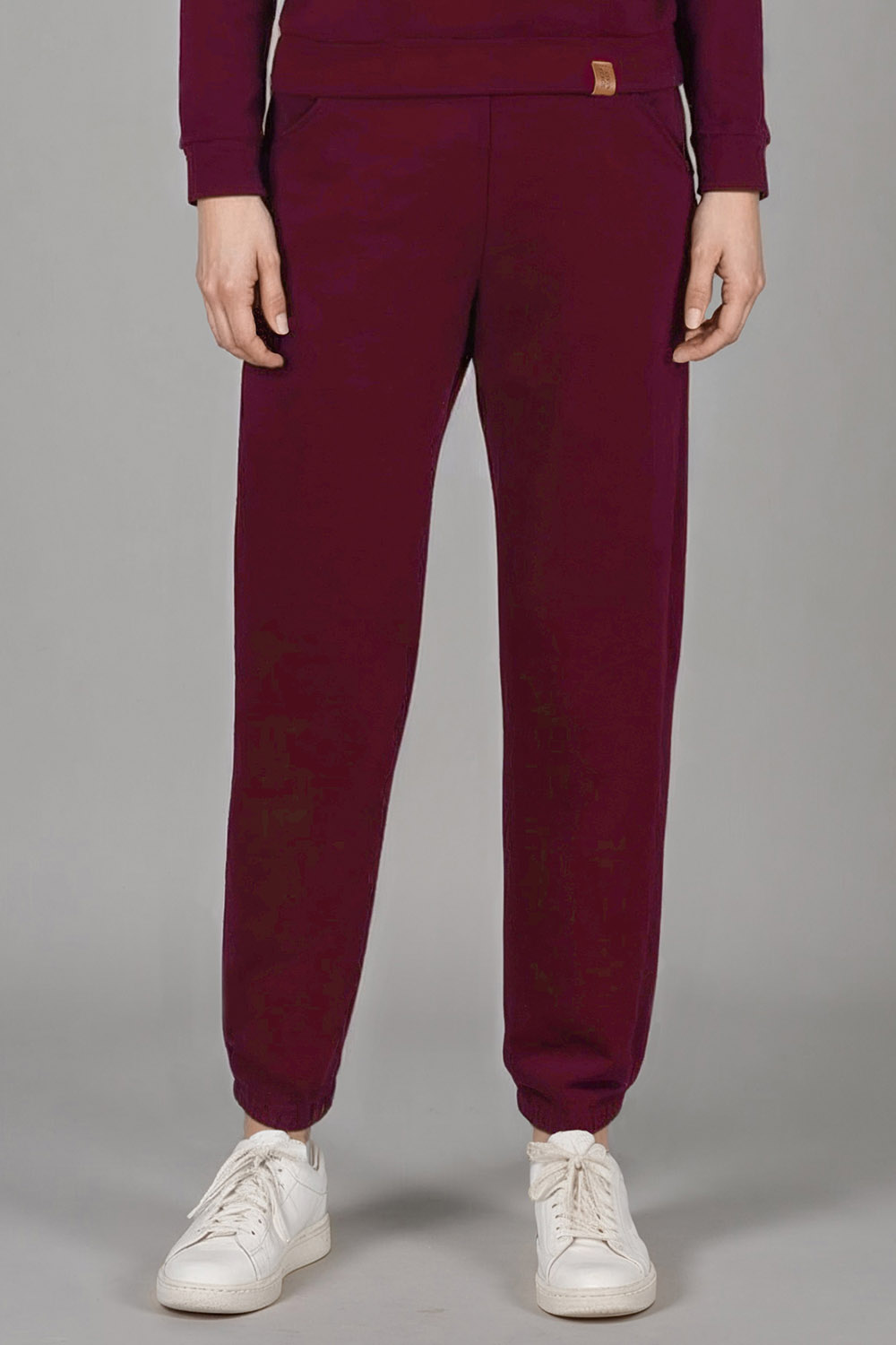 Vivisence Women's Sweatpants Relaxed Fit Lounge Soft Cotton Blend Joggers With Ribbed Cuffs Elastic Waist And Pockets For Everyday Casual Or Homewear Look 9104, maroon