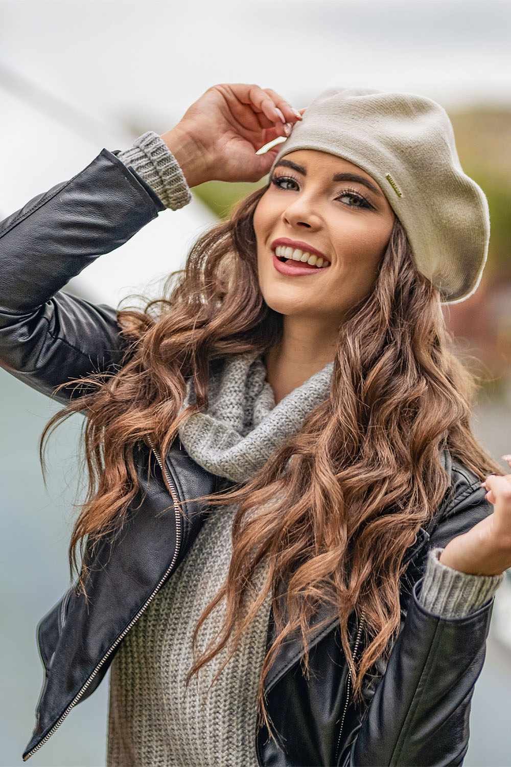 VIVISENCE Damen Baskenmütze Warm und Gemütlich Kälteschutz und Komfort 7005, beige