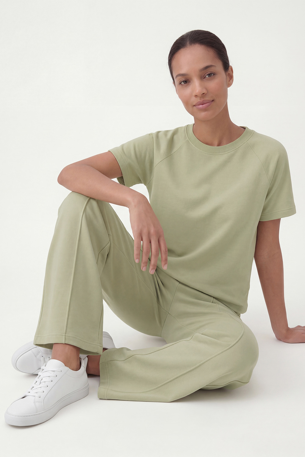 Vivisence T-Shirt Femme Manches Courtes Col Rond Confort Doux Quotidien, olive